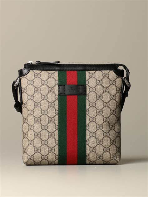 borsa gucci con stemma uomo armatura|Scopri la nuova collezione di borse Gucci uomo su FARFETCH.